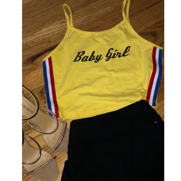 Tops - Yellow babygirl top 💛 (7b)